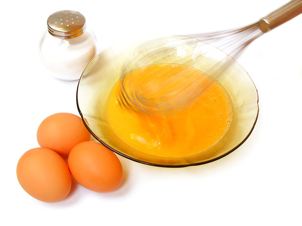 Cách trị mụn bọc bằng nghệ và lòng đỏ trứng gà Cách trị mụn bọc bằng nghệ và lòng đỏ trứng gà