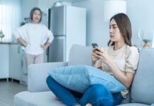 Mẹ chồng hay để ý nàng dâu nên làm gì là tốt nhất