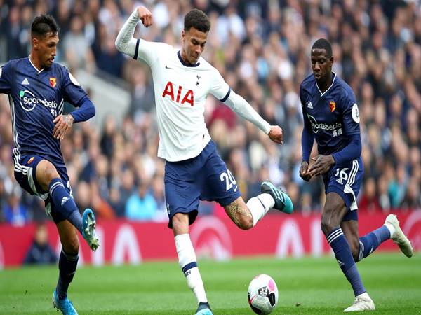 Watford vs Tottenham: Cuộc chiến trụ hạng đầy cam go