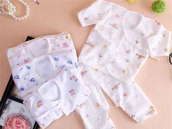 Sử dụng các vật phẩm phong thủy xin có bầu