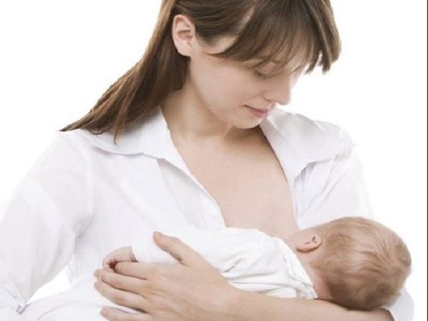 Giải mã chi tiết các giấc mơ thấy cho em bé bú